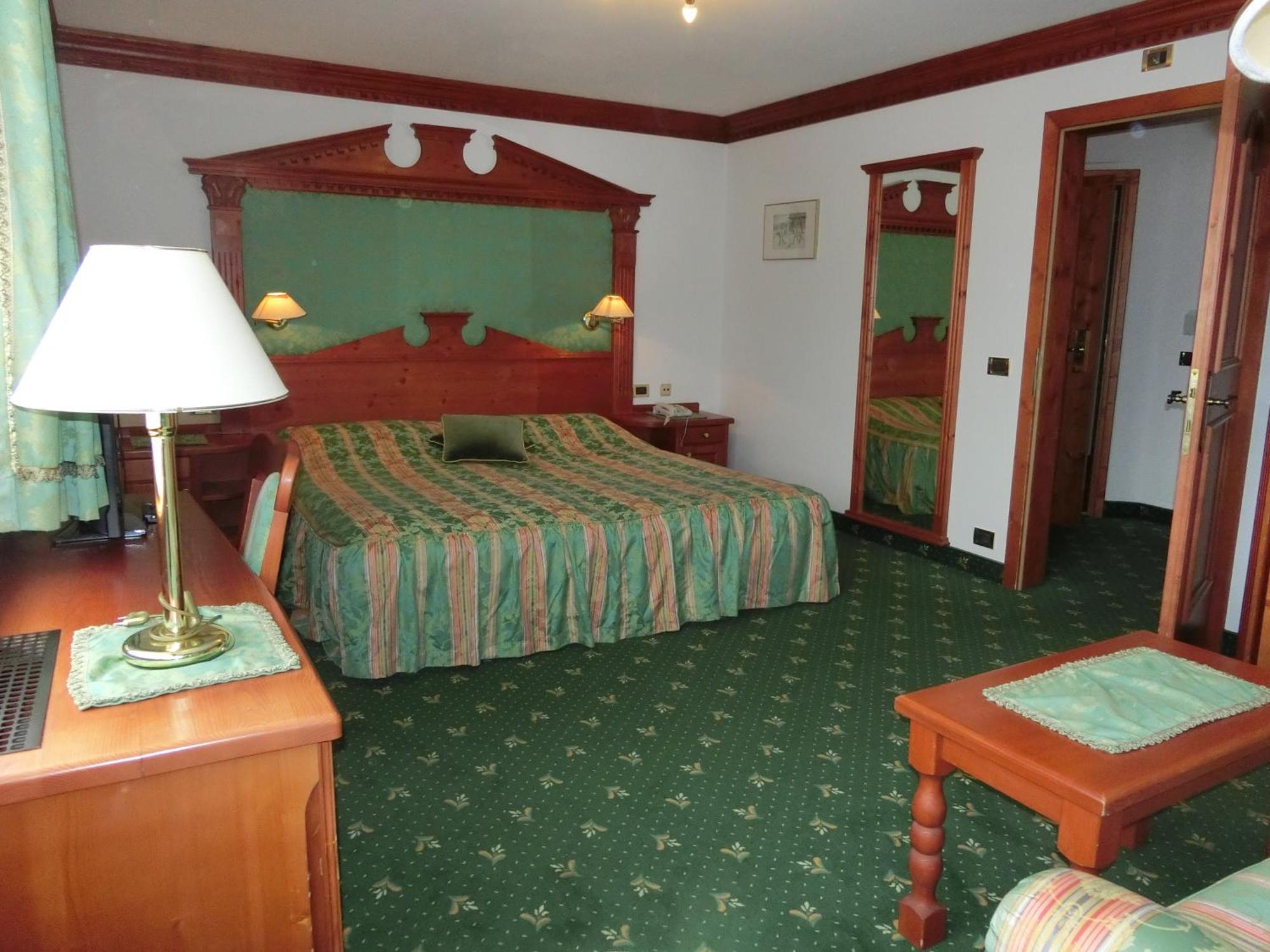 Aparthotel Garni Criss Colfosco Exteriér fotografie