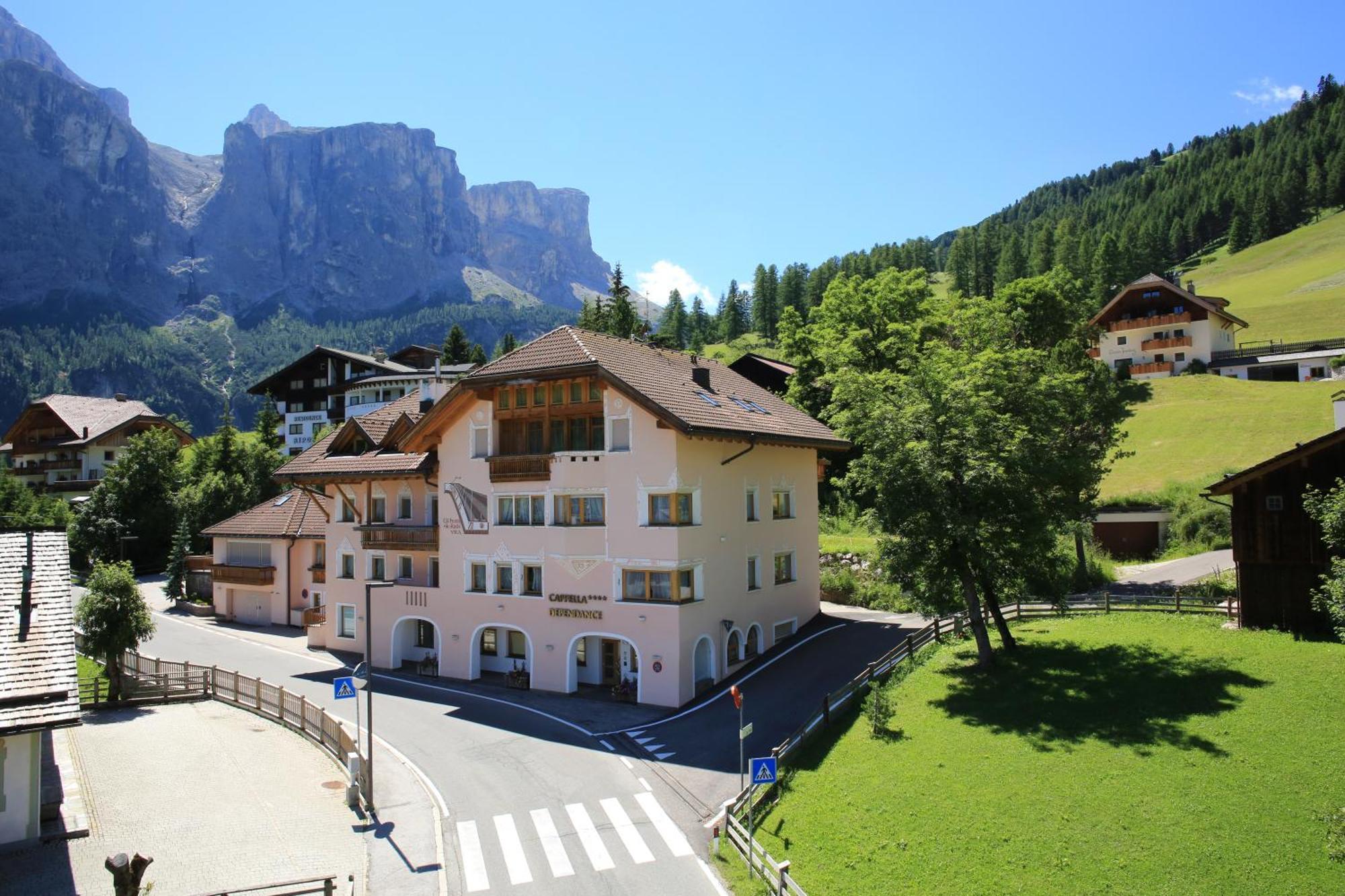 Aparthotel Garni Criss Colfosco Exteriér fotografie